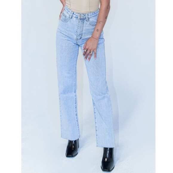 Princess Polly Denim - Princess Polly Queenstown Straight Leg Jeans Light Wash Denim ( 2 )